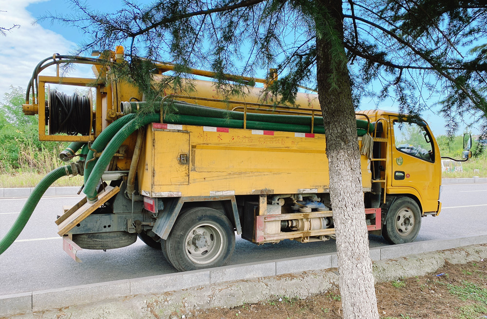 283铁心桥清洗抽粪车